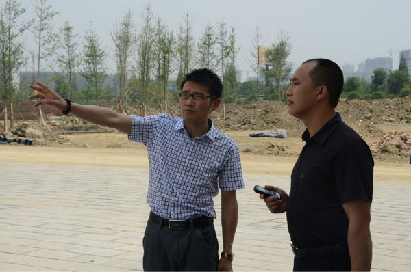 受邀现场调研并为企业发展提供发展方案(图1)